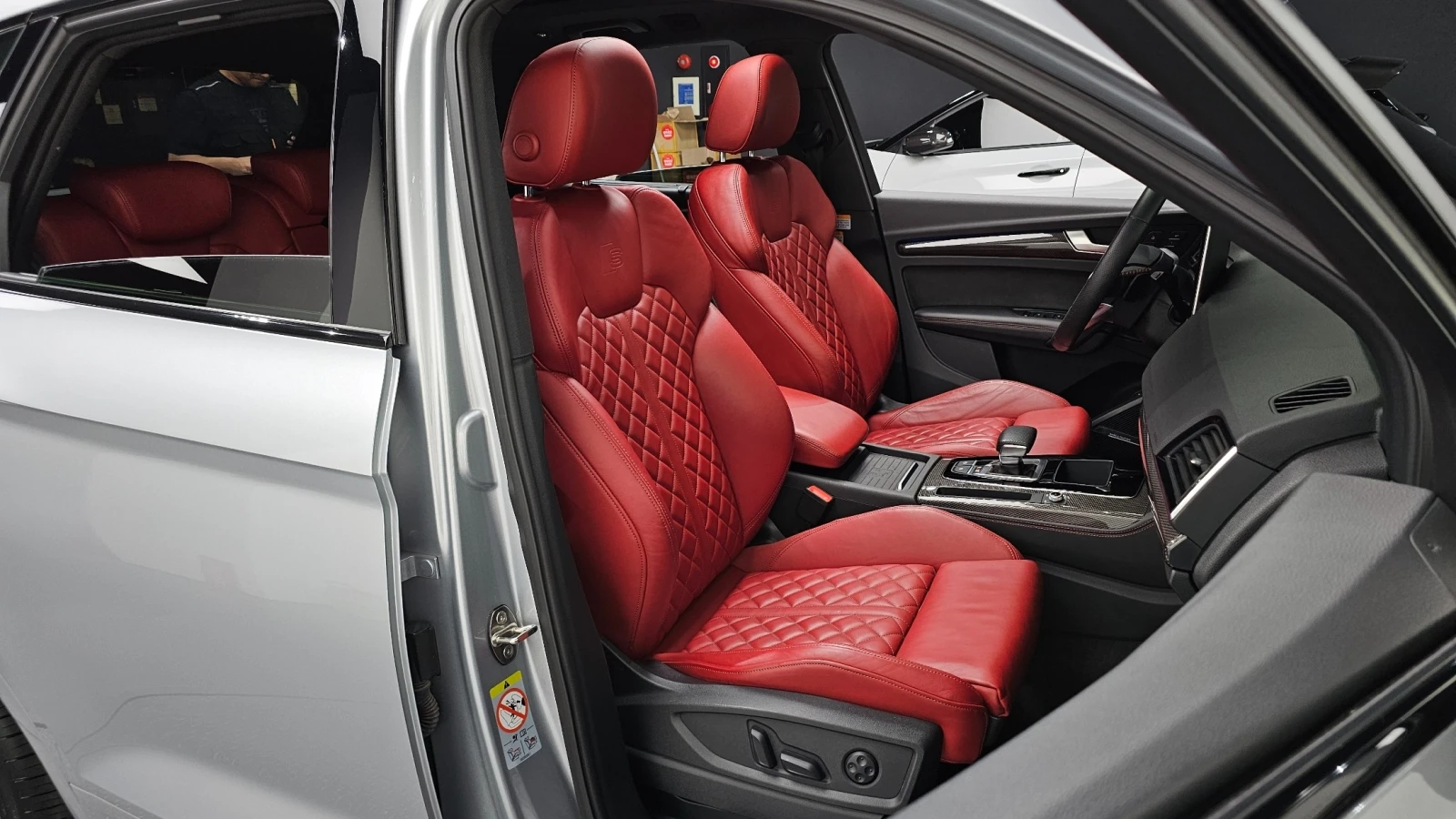 Audi SQ5 Quattro, снимка 11 - Автомобили и джипове - 55979593