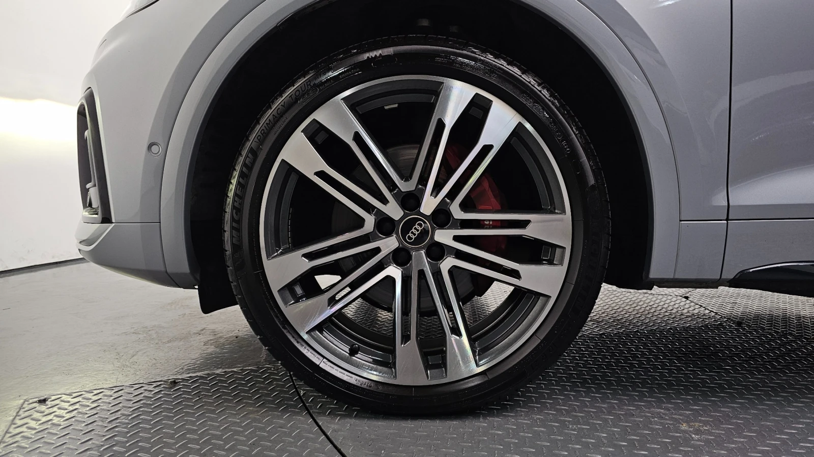 Audi SQ5 Quattro, снимка 4 - Автомобили и джипове - 55979593