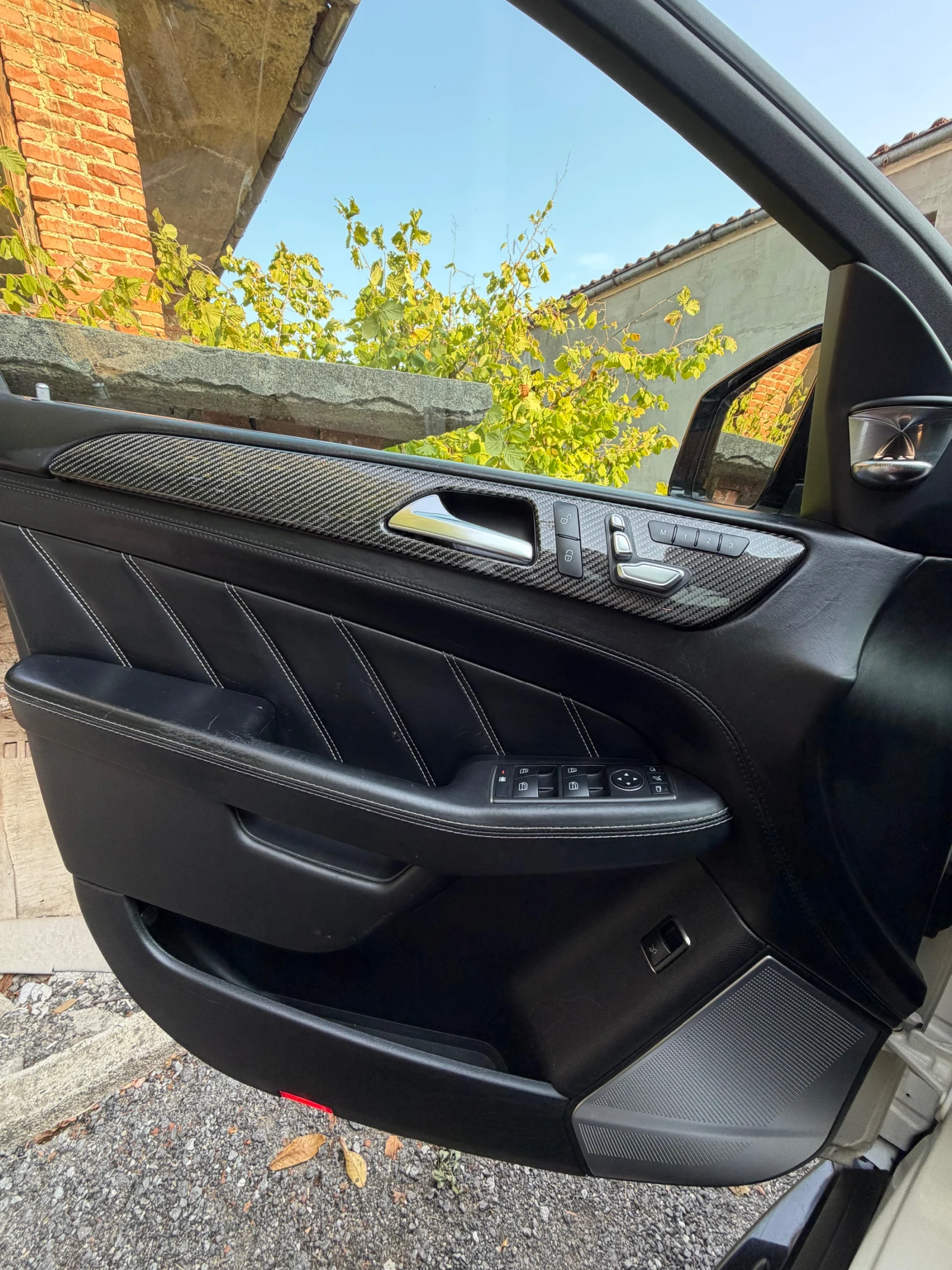 Mercedes-Benz GLE 63 S AMG, снимка 9 - Автомобили и джипове - 56044915