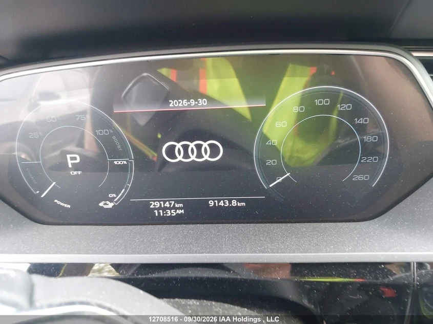 Audi Q8 E-Tron, снимка 7 - Автомобили и джипове - 56445244