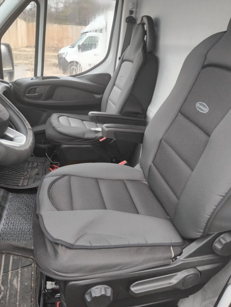 Iveco 50с18 Нов!Нов! 3500км, снимка 8 - Бусове и автобуси - 53074879