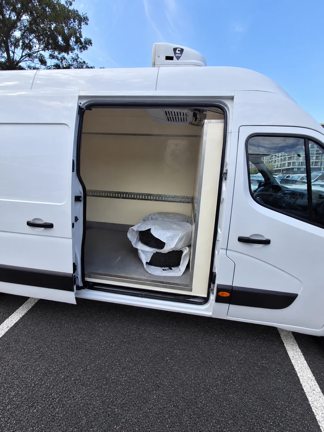 Renault Master Хладилен -3 Maxi , снимка 8 - Бусове и автобуси - 56139518