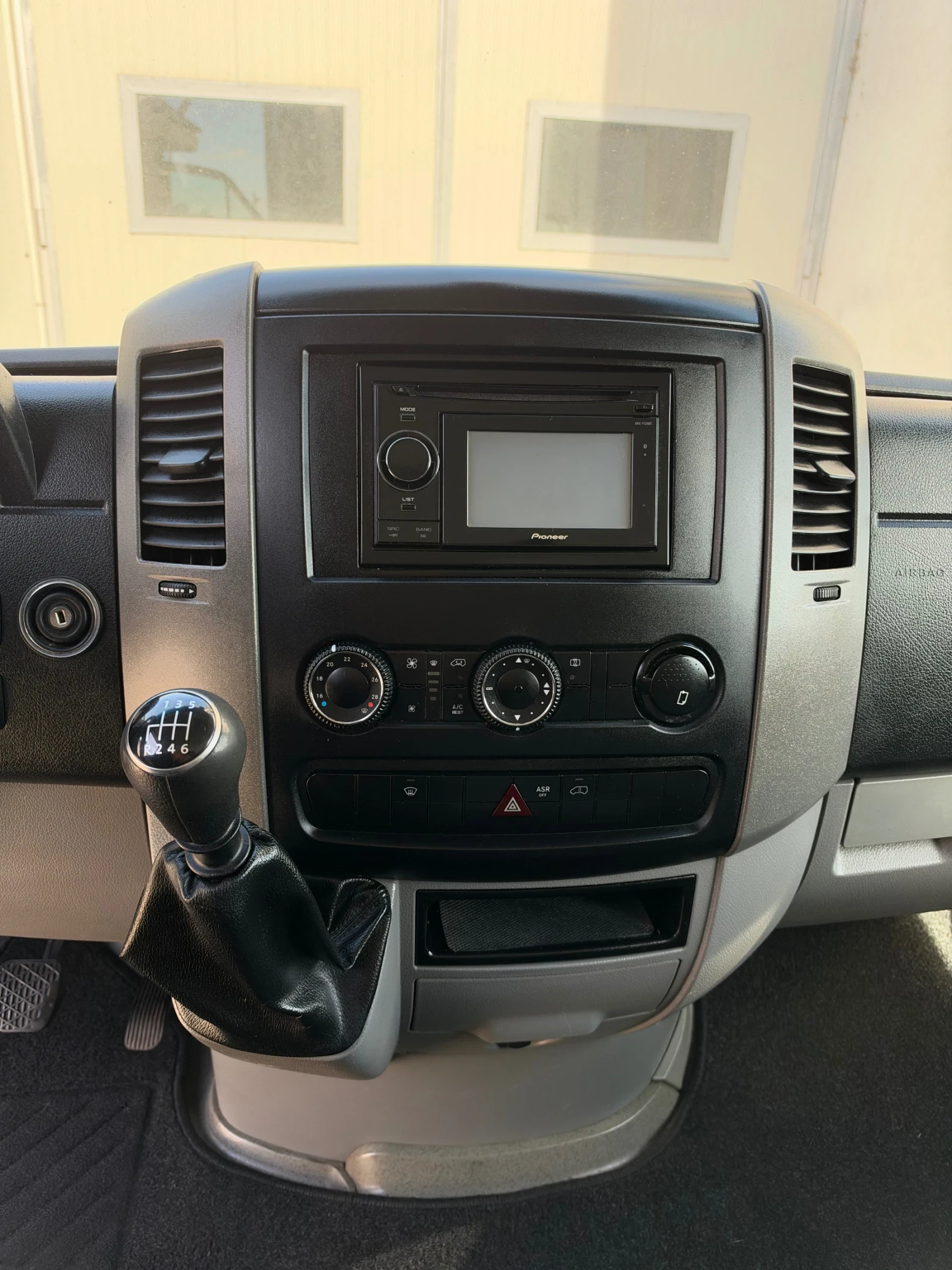 VW Crafter �� 3.5� / ��.����, ����� ���� / ����������� | Mobile.bg � ����������� 17