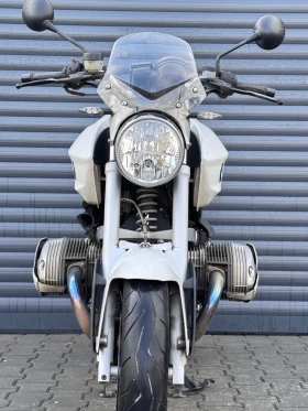 ����� �� �������� �� BMW R 1200R White Edition
