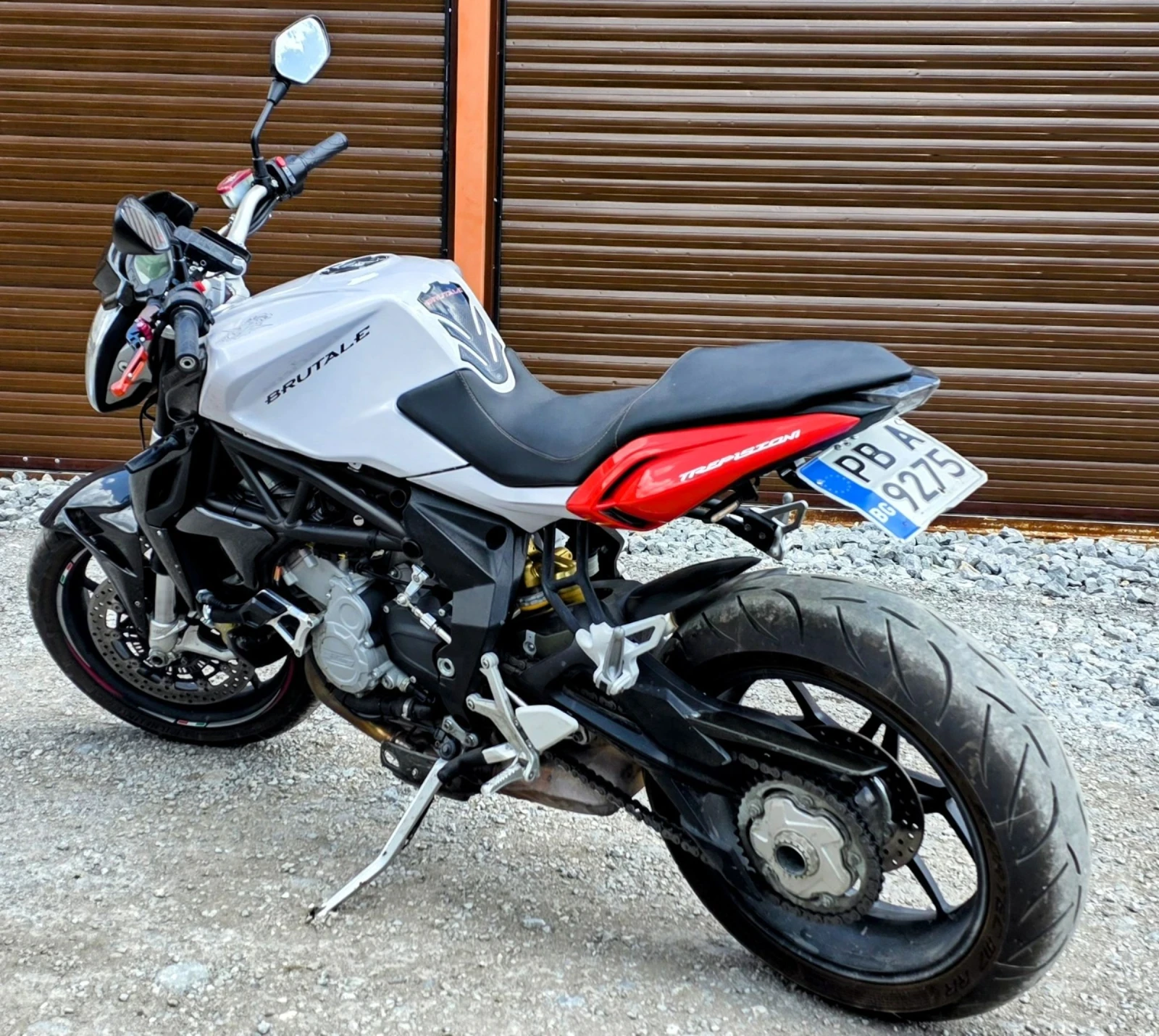 MV Agusta Brutale 800 - изображение 3