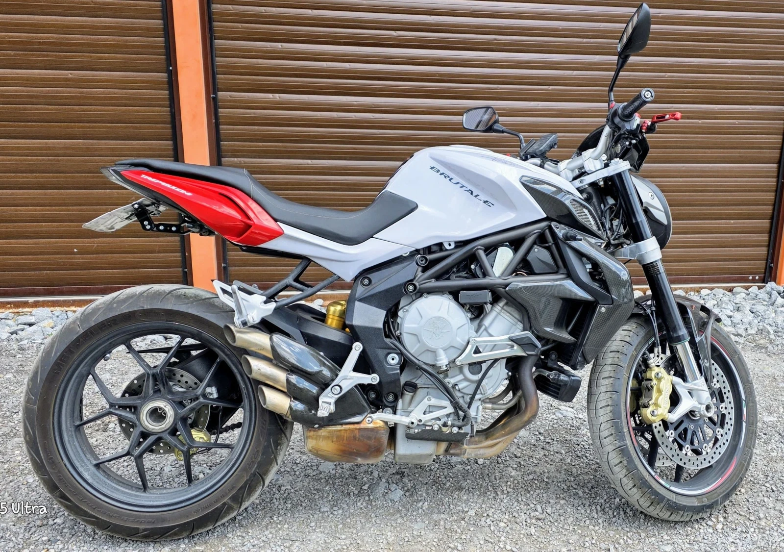 MV Agusta Brutale 800 - изображение 5