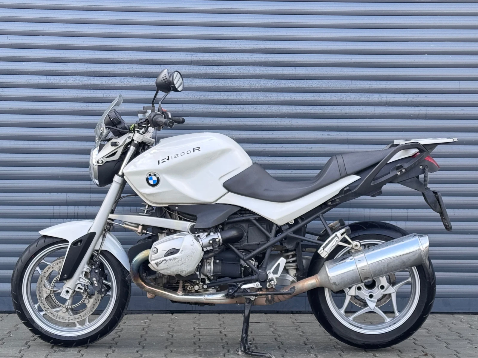 BMW R 1200R White Edition