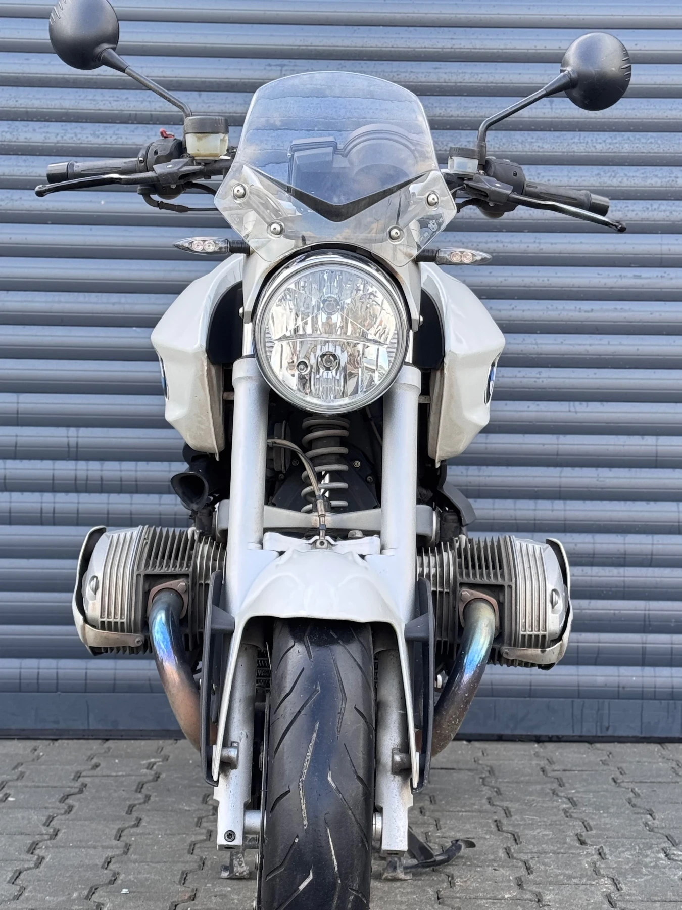 BMW R 1200R White Edition, снимка 3 - Мотоциклети и мототехника - 53728000