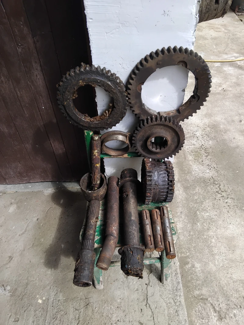 Плуг Друга марка 4 по 25, снимка 2 - Селскостопанска техника - 50453078