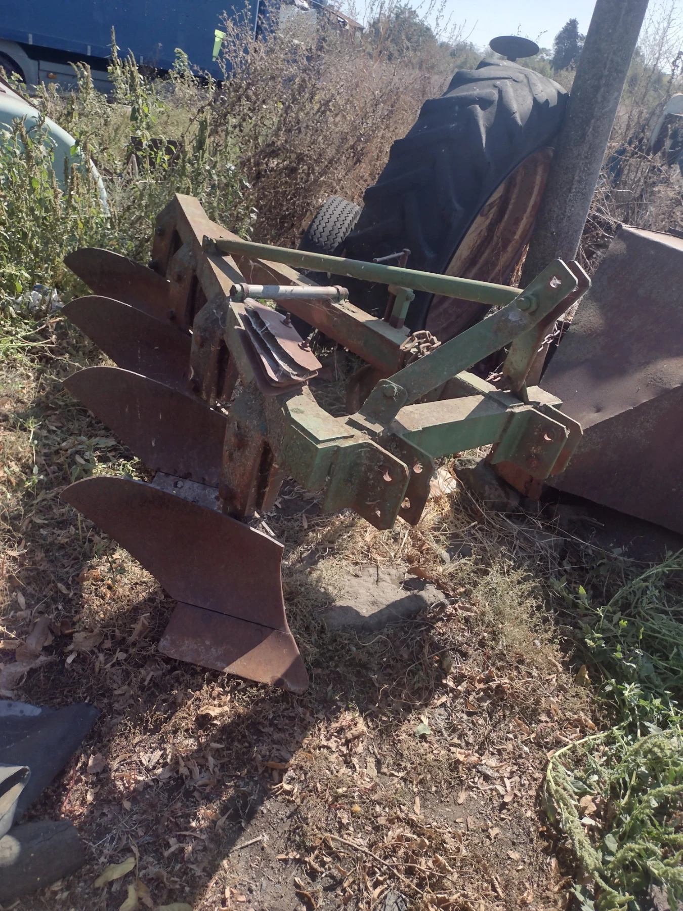 Плуг Друга марка 4 по 25, снимка 1