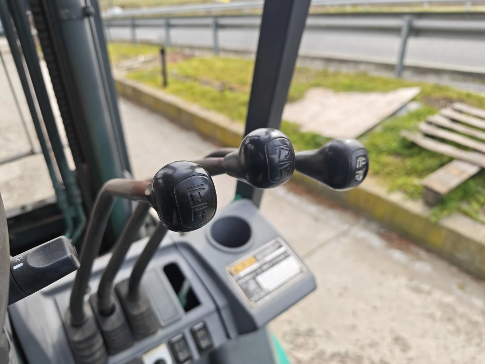 ������� Mitsubishi ���������� | Mobile.bg � ����������� 3