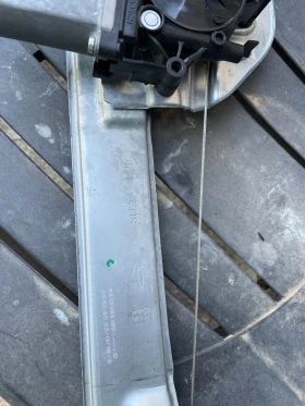 Ел машинка за Стъклото Предна Лява и Дясна врата ПЕЖО 2008 -след 2013г Ситроен С3 след 2016г, снимка 2