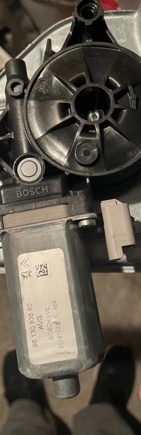 Ел машинка за Стъклото Предна Лява и Дясна врата ПЕЖО 2008 -след 2013г Ситроен С3 след 2016г, снимка 6