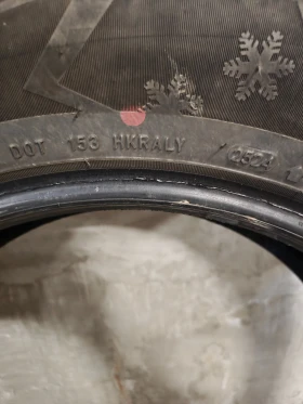 Гуми Зимни 215/60R17, снимка 9