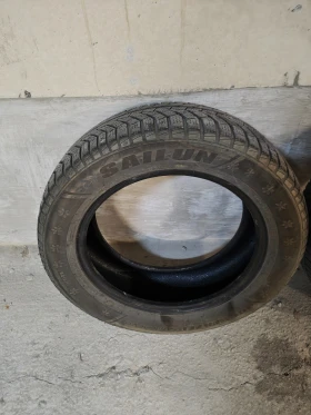Гуми Зимни 215/60R17, снимка 2