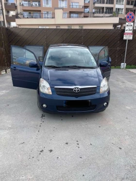 Toyota Corolla verso, снимка 2