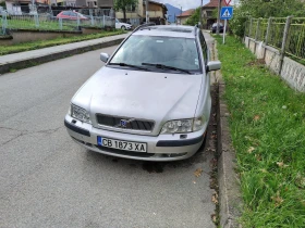 Обява за продажба на Volvo V40 1.8 AVTOMAT ~2 500 лв. - изображение 1