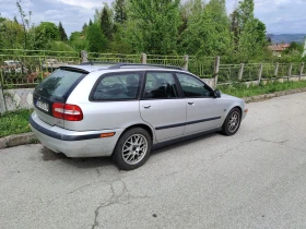 Обява за продажба на Volvo V40 1.8 AVTOMAT ~2 500 лв. - изображение 4