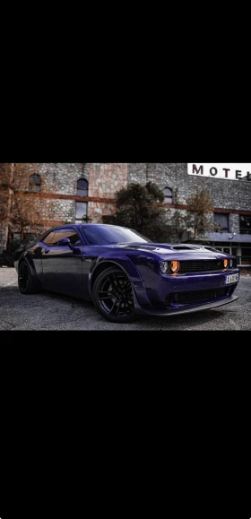 ������ Dodge Challenger