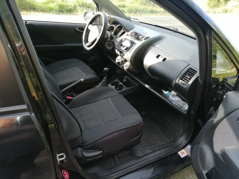 Honda Jazz, снимка 6 - Автомобили и джипове - 46475013