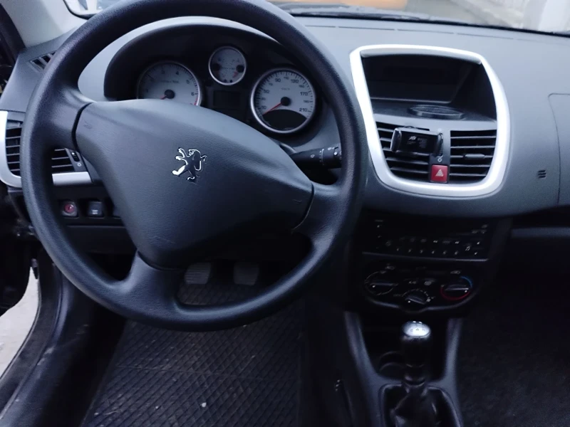 Peugeot 206 1.4 плюс, снимка 6 - Автомобили и джипове - 47341276