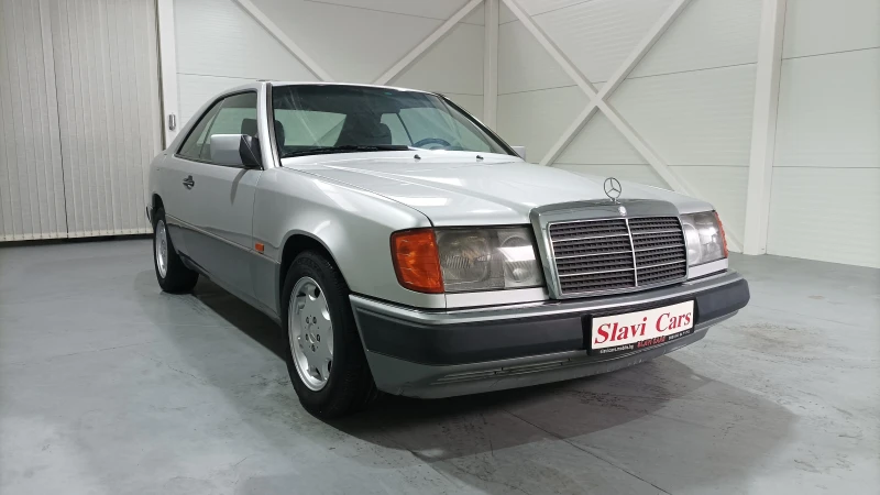 Mercedes-Benz 200 CE 2.0 i, снимка 4 - Автомобили и джипове - 47522825