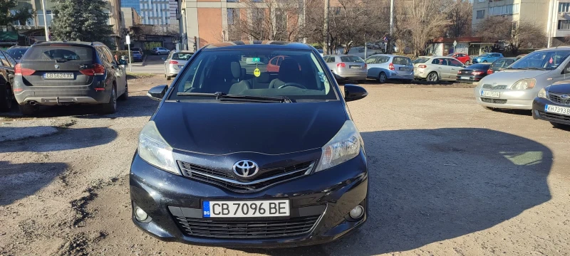 Toyota Yaris, снимка 1 - Автомобили и джипове - 48382782