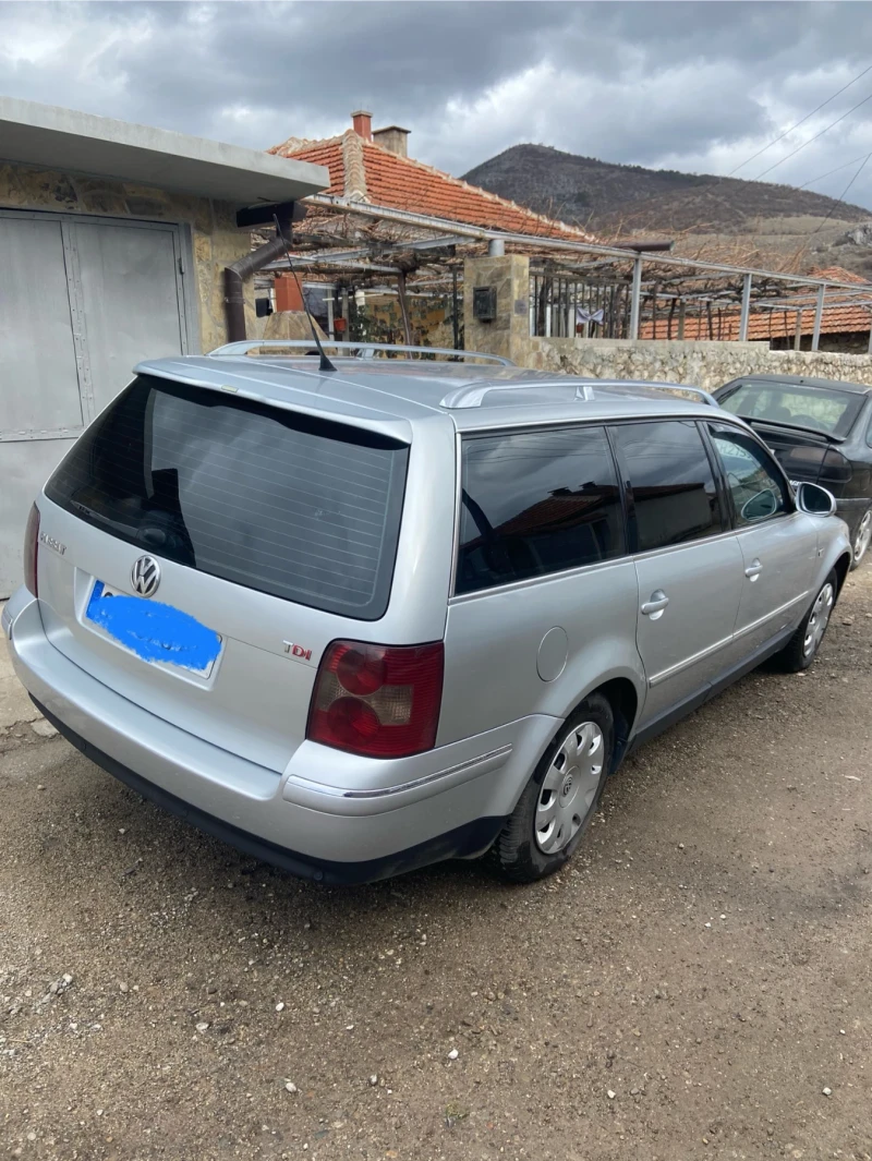 VW Passat, снимка 5 - Автомобили и джипове - 48721254