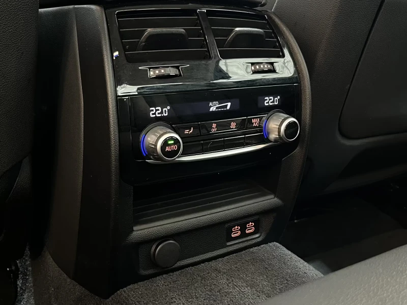 BMW 530 xDRIVE/286HP/LAD/WINTER/CAM/DIGITAL/727v, снимка 16 - Автомобили и джипове - 51917598