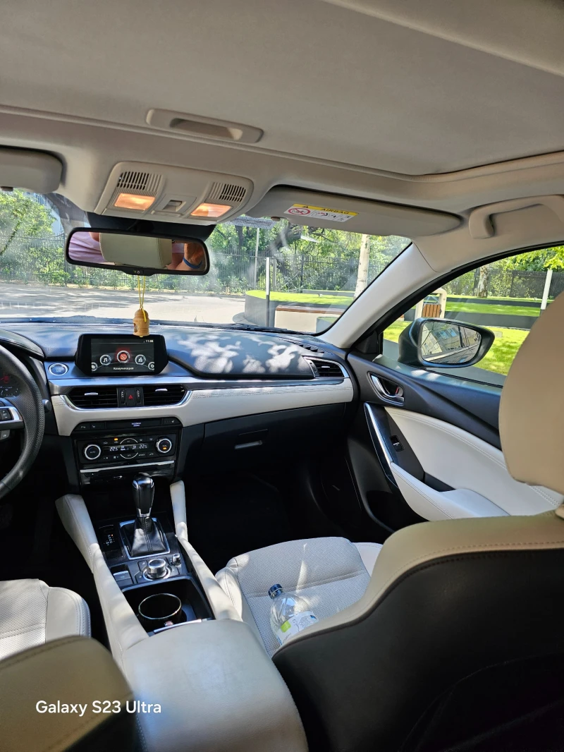 Mazda 6 2.2d 175 к.с Takumi * skyactive * head up * fаce , снимка 10 - Автомобили и джипове - 52104922
