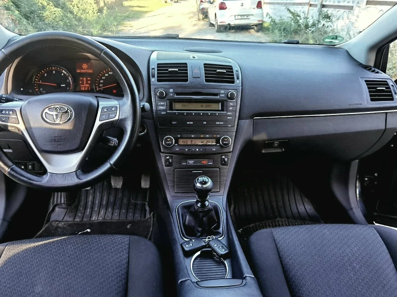 Toyota Avensis 2.2 D-4D 150 к.с., снимка 11 - Автомобили и джипове - 52656398