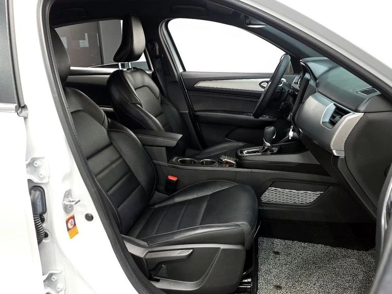 Renault Samsung Arkana 1.6 H4M Automatic КРАЙНА ЦЕНА: 19114 EUR !!!РЕАЛНА, снимка 11 - Автомобили и джипове - 55969336