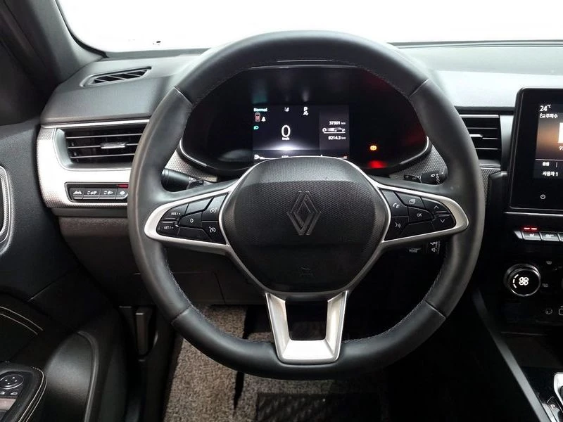 Renault Samsung Arkana 1.6 H4M Automatic КРАЙНА ЦЕНА: 19114 EUR !!!РЕАЛНА, снимка 13 - Автомобили и джипове - 55969336