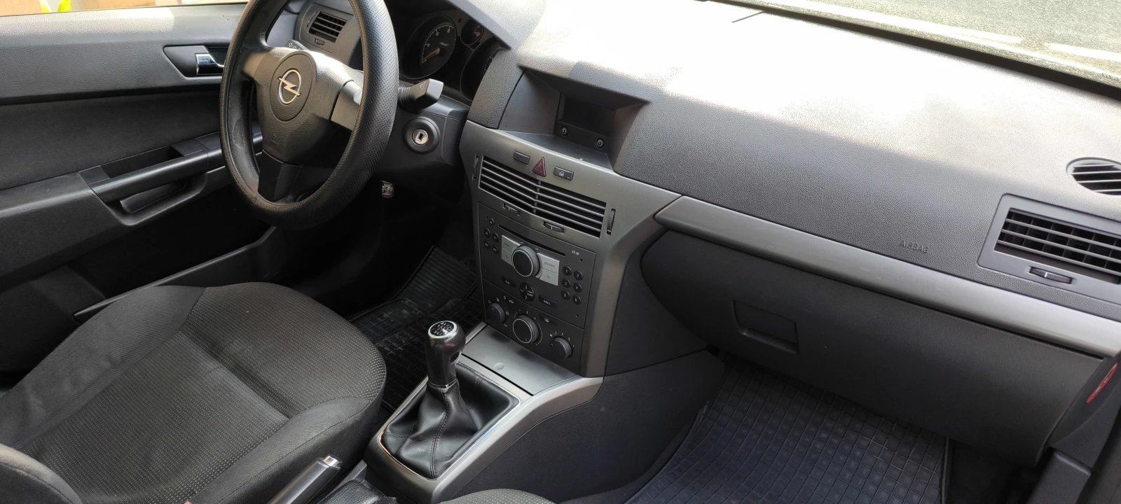 Opel Astra H 1, 7 CDTI VAN - изображение 10