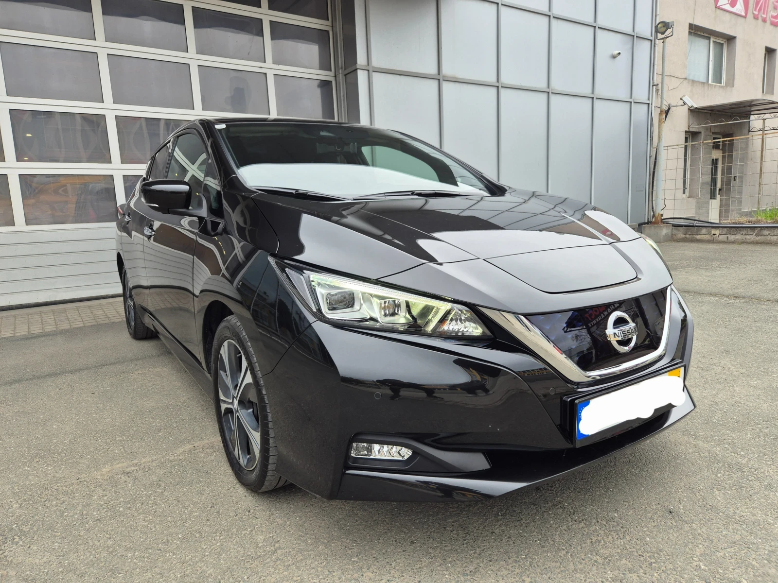 Nissan Leaf  НАЙ-ЛУКСОЗНО ИЗПЪЛНЕНИЕ-ТЕКНА* ВС-ВЪЗМОЖНИ-ЕКСТРИ - изображение 3