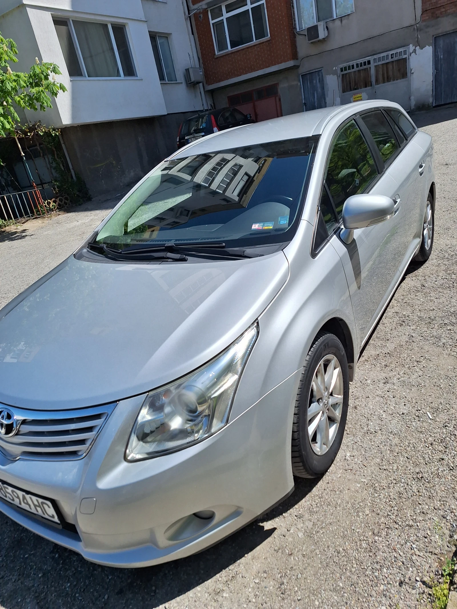 Toyota Avensis  - изображение 3