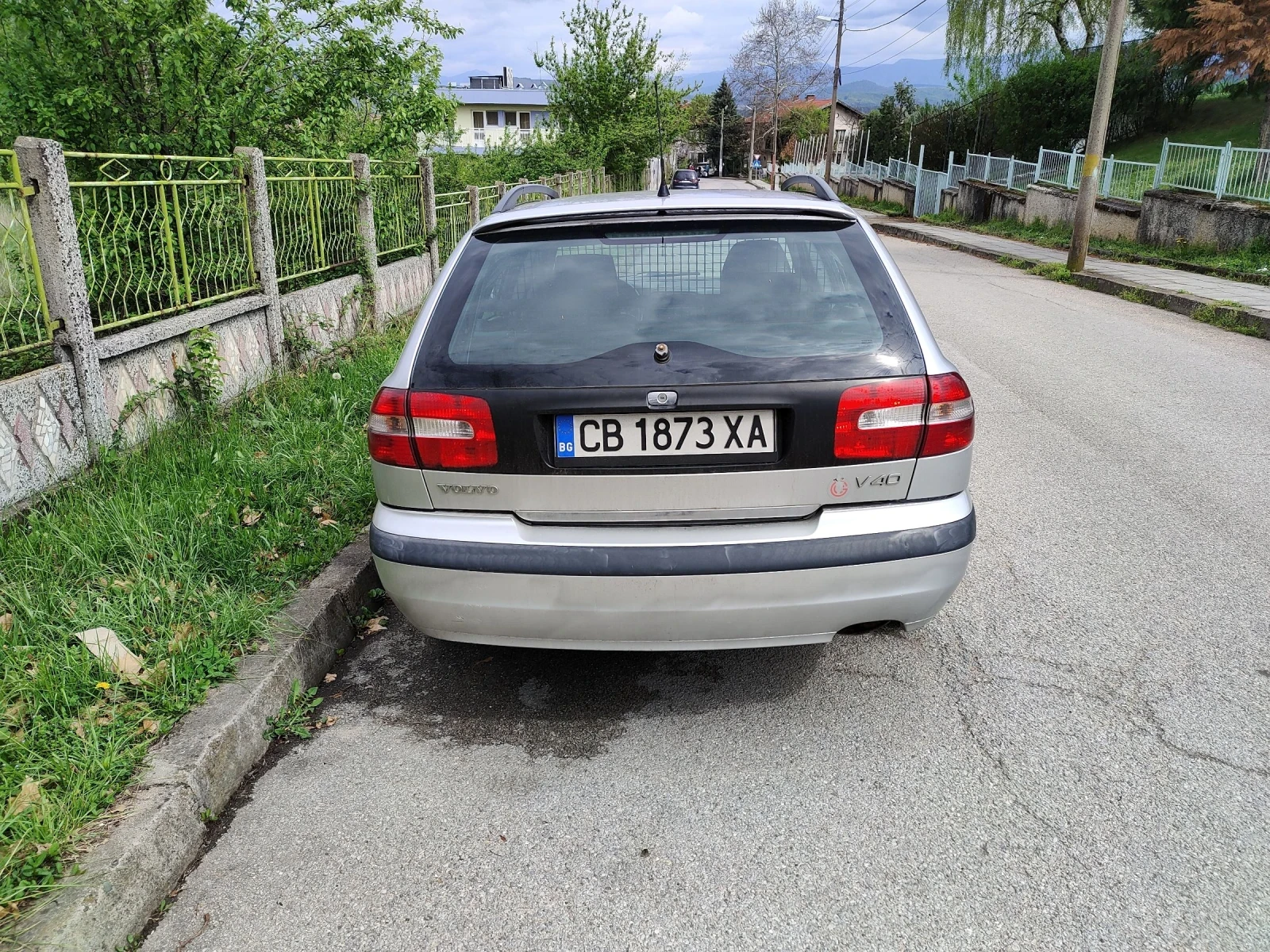Volvo V40 1.8 AVTOMAT - изображение 4