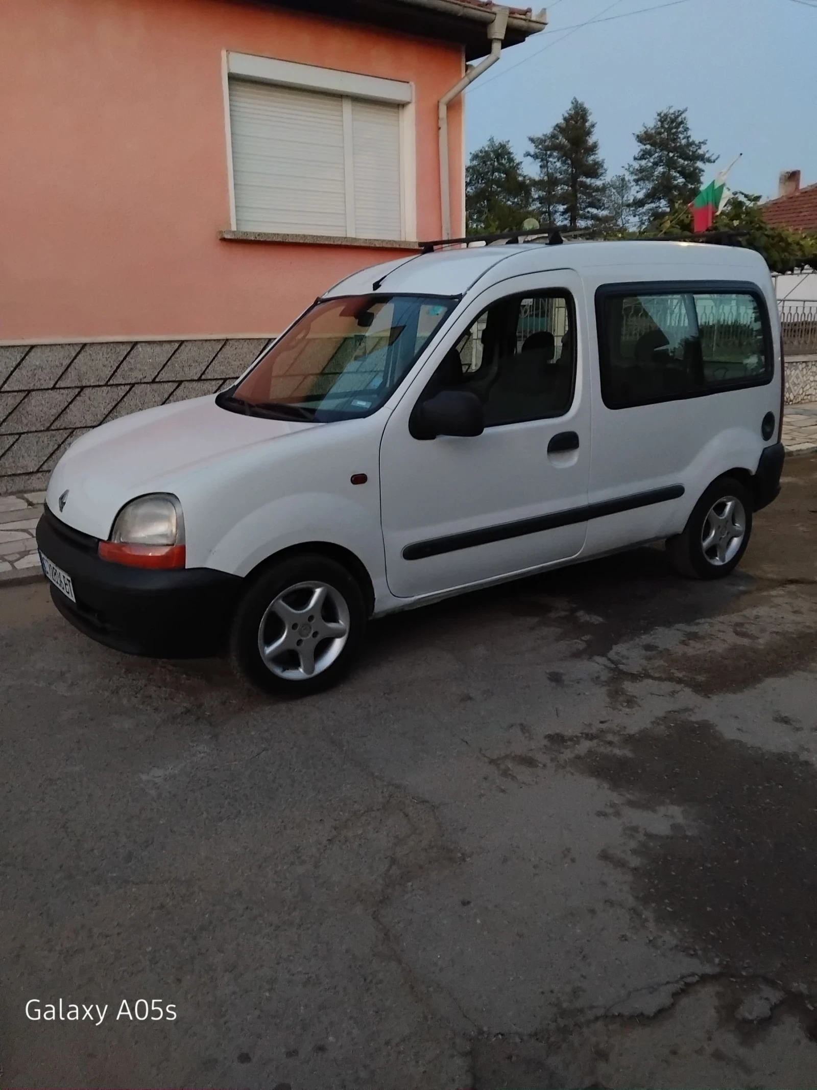 Renault Kangoo 1.4 - изображение 4