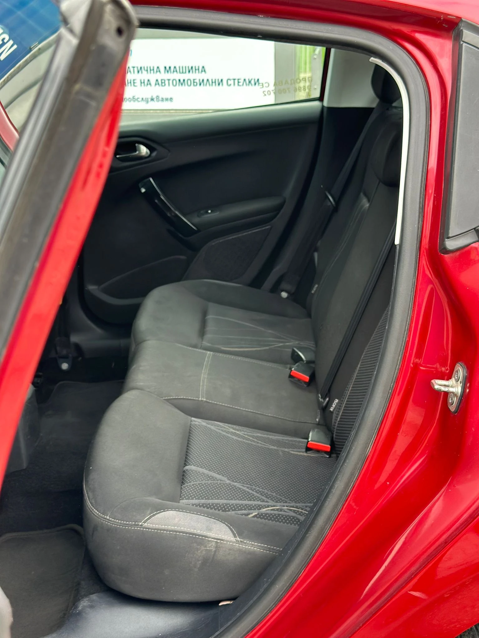 Peugeot 208 1.2/ 84 Active ТОП!, снимка 8 - Автомобили и джипове - 52104922