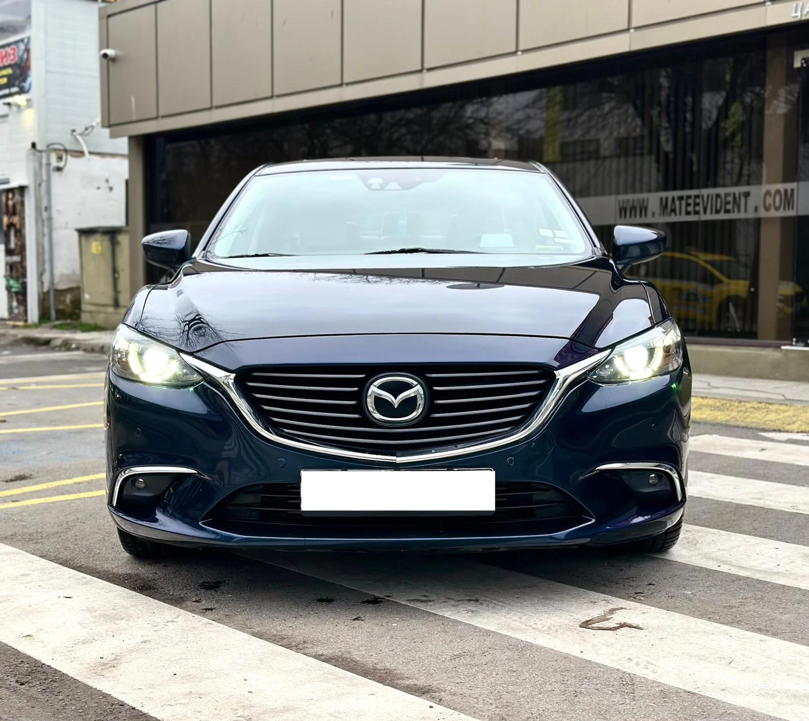Mazda 6 2.2d 175 к.с Takumi * skyactive* fаce* Безупречна - изображение 2