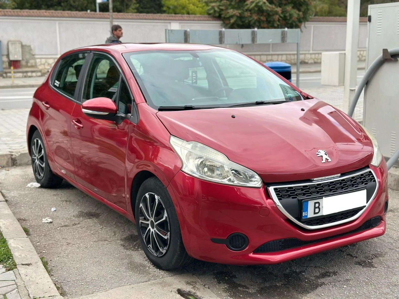 Peugeot 208 1.2/ 84 Active ТОП!, снимка 5 - Автомобили и джипове - 52104922