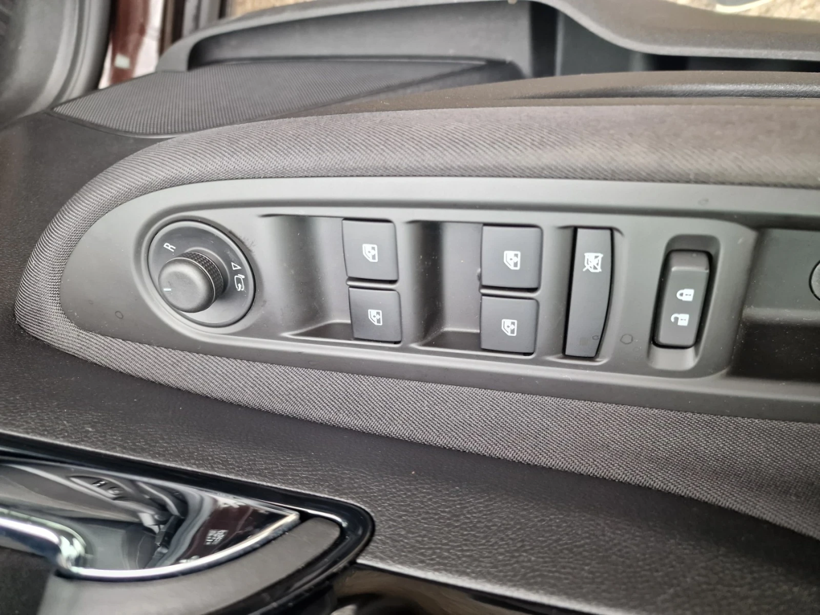 Opel Mokka X FACE , АВТОМАТИК , Сменена верига! - изображение 9