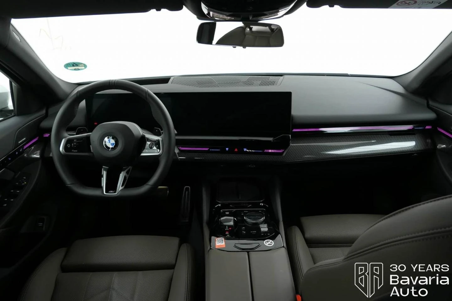 BMW 520 d Touring M Sport Paket Steptronic - изображение 6