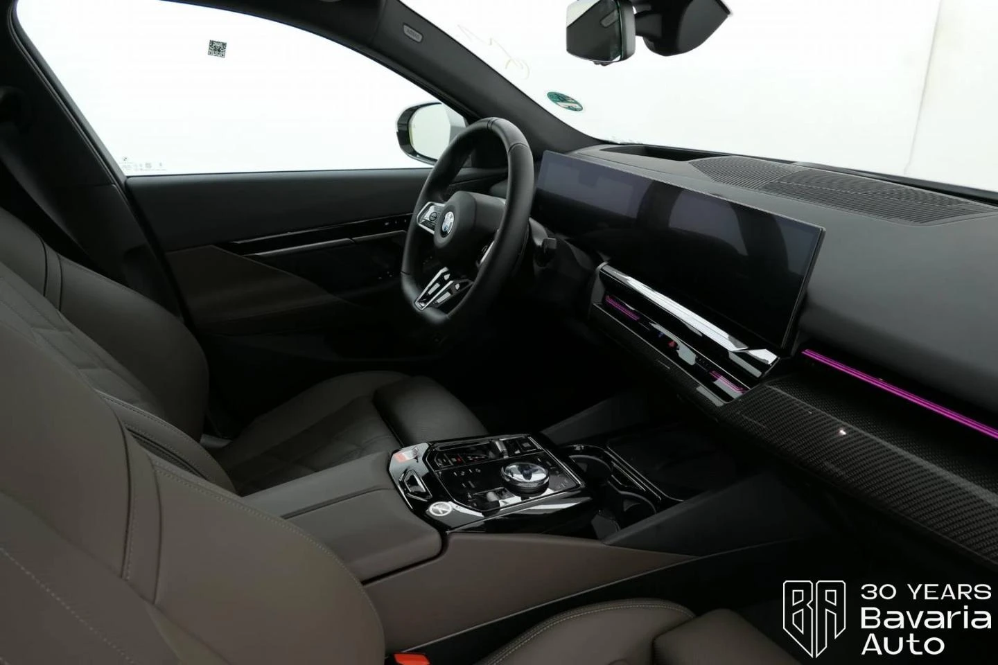 BMW 520 d Touring M Sport Paket Steptronic - изображение 7