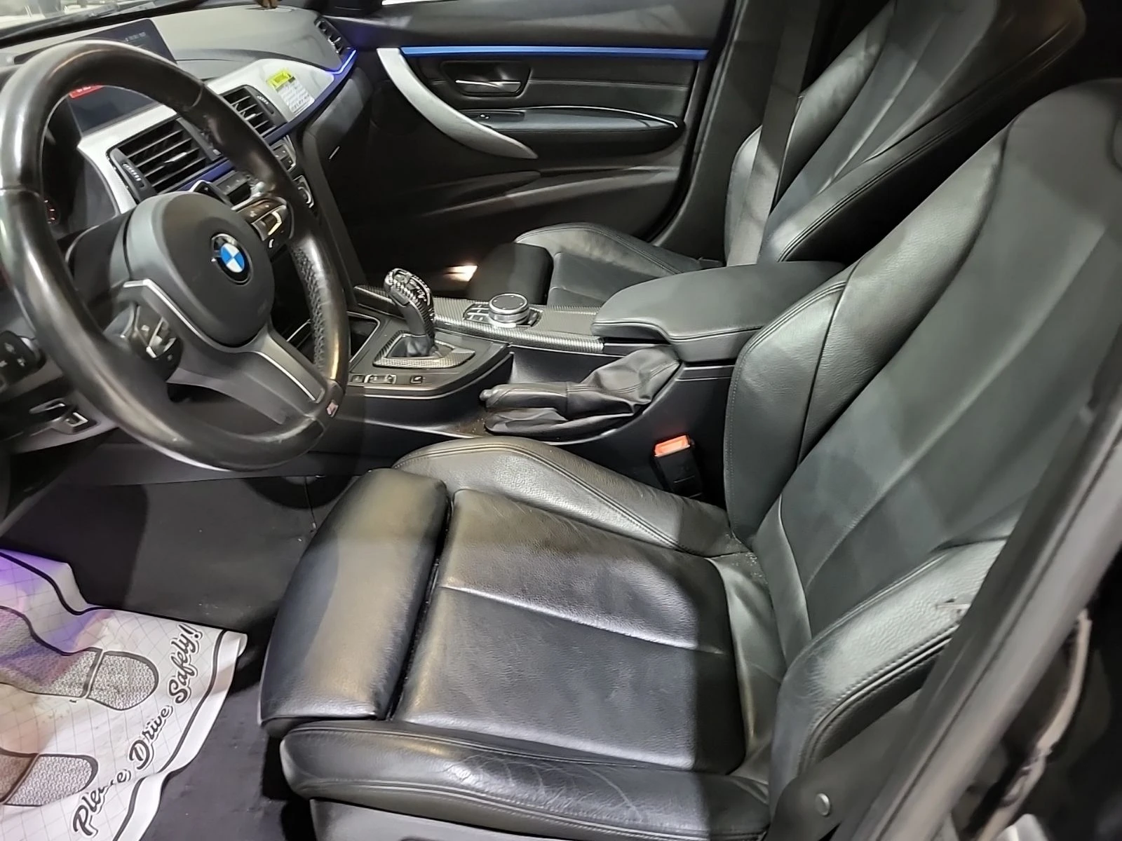 BMW 330 2.0L xDrive - изображение 7