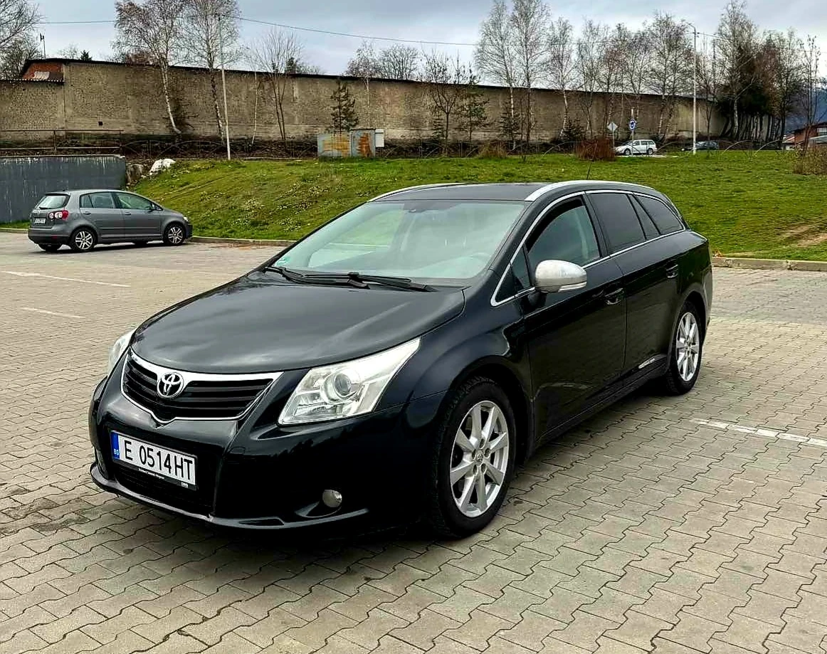Toyota Avensis 2.2 D-4D 150 к.с. - изображение 3