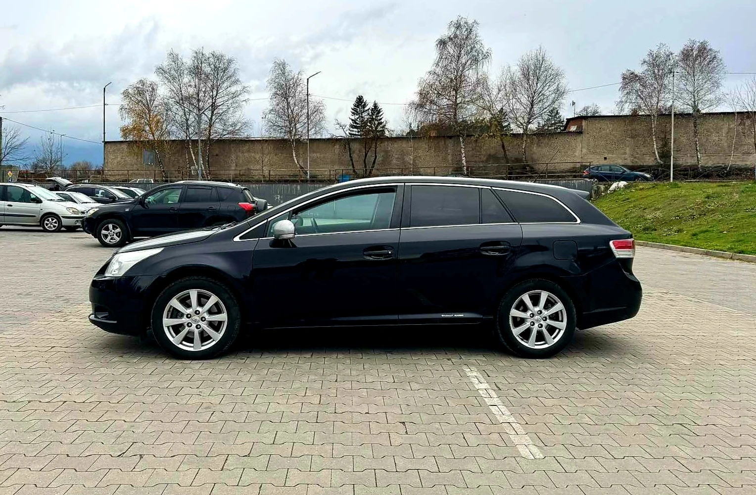 Toyota Avensis 2.2 D-4D 150 к.с. - изображение 4