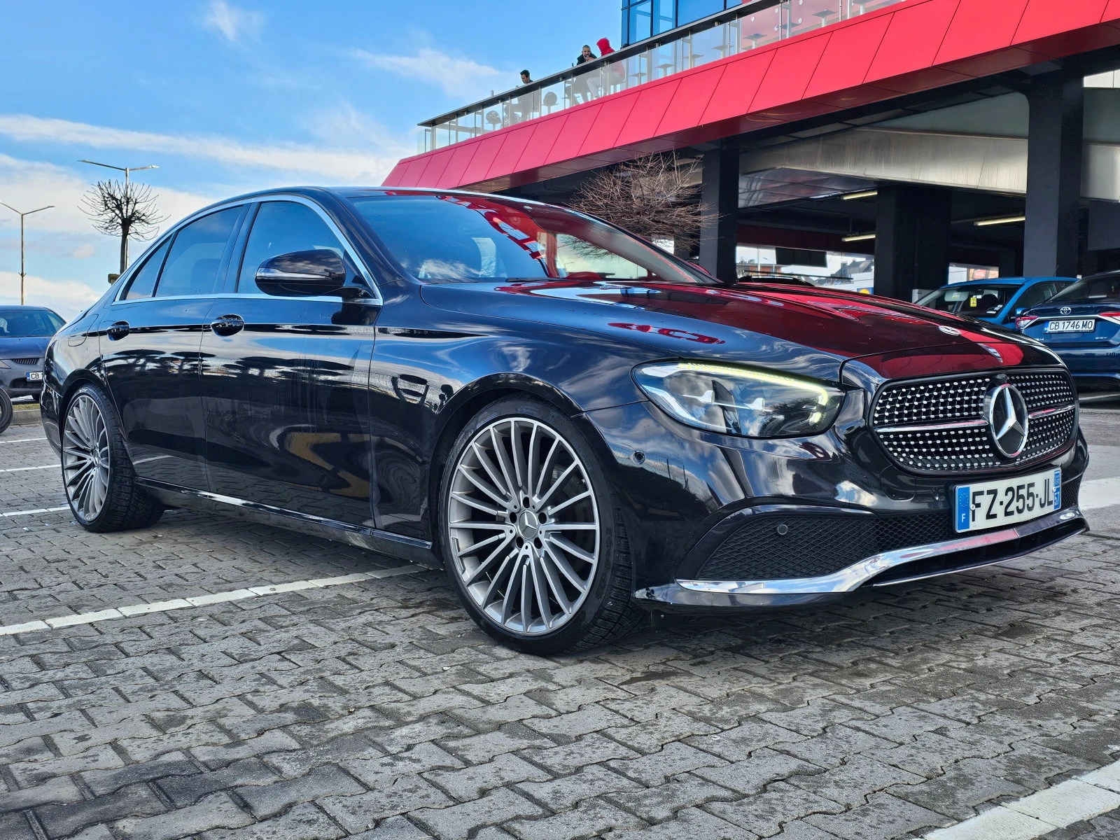 Mercedes-Benz E 220 FULL AMG LINE* BURMESTER* PANO | Mobile.bg � ����������� 4