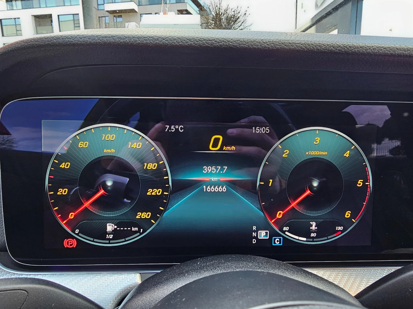 Mercedes-Benz E 220 FULL AMG LINE* BURMESTER* PANO | Mobile.bg � ����������� 14
