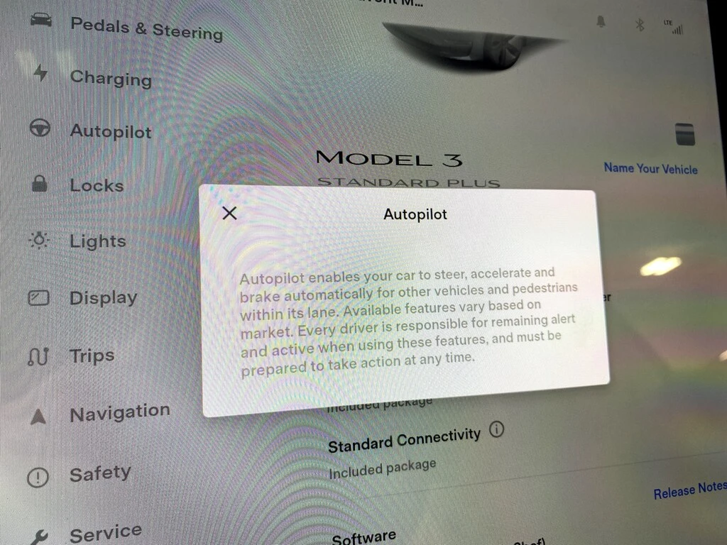 Tesla Model 3 STANDARD PLUS| NAV| AUTOPILOT| HIFI| PANOROOF| CAR | Mobile.bg � ����������� 14